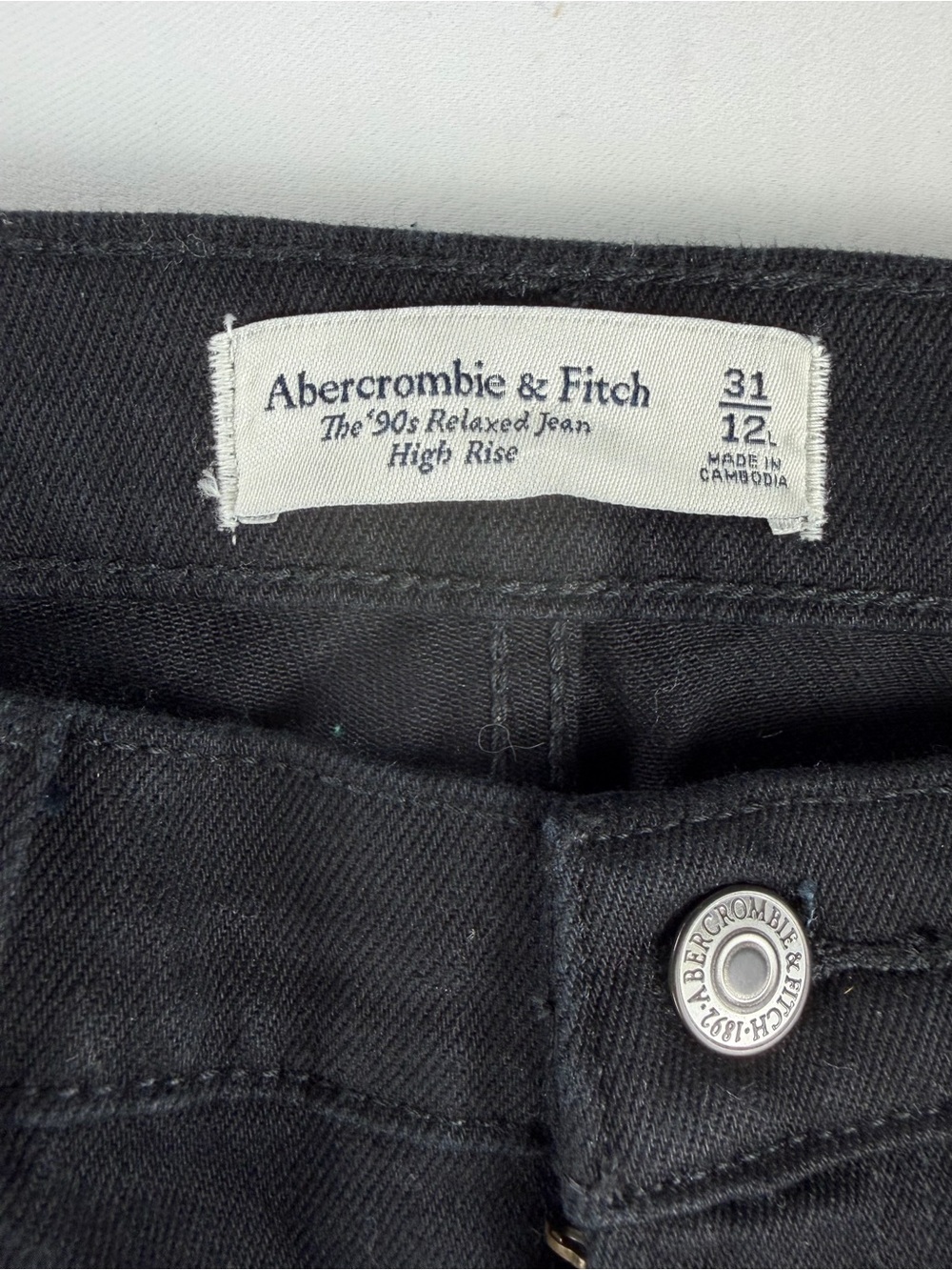Abercrombie & Fitch  Relaxed High-Rise Wide Leg Jeans - Black size 12